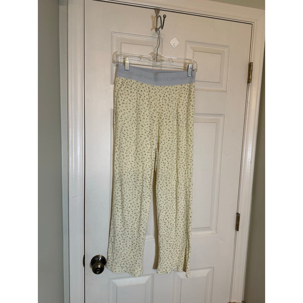 Sun-kissed Coconut lounge wear sleep bottoms ladies size small yellow